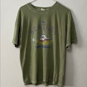 SoldAmerican Eagle Outfitters Olive Beatles Submarine oversized Tee W XXS
